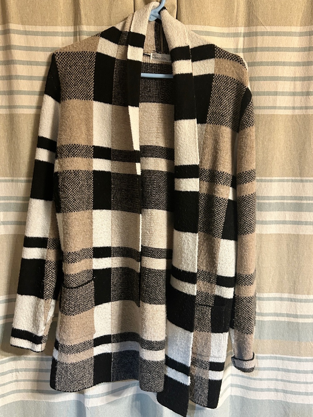 89th & Madison Black, Cream & Tan Plaid Open-Front Cardigan